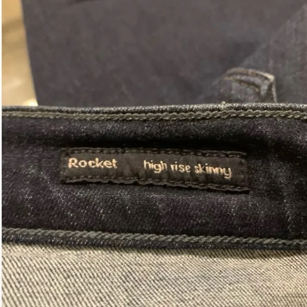 Citizens Of Humanity Jeans Women’s Blue 27 Rocket High Rise Skinny Dark Wash USA - Picture 5 of 12